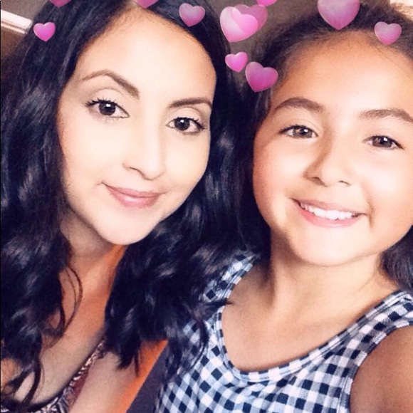 Meet your Posher, Alex - Picture 1 of 1